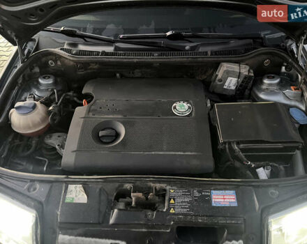 Сірий Шкода Фабія, об'ємом двигуна 1.39 л та пробігом 236 тис. км за 4200 $, фото 9 на Automoto.ua