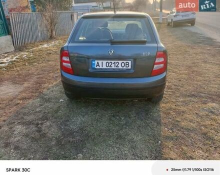 Серый Шкода Фабия, объемом двигателя 1.39 л и пробегом 184 тыс. км за 4000 $, фото 26 на Automoto.ua