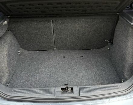 Серый Шкода Фабия, объемом двигателя 1.2 л и пробегом 137 тыс. км за 4500 $, фото 6 на Automoto.ua