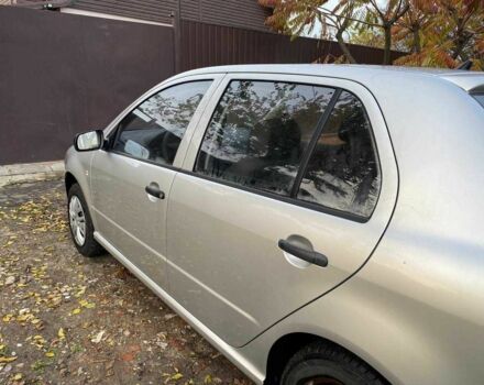 Серый Шкода Фабия, объемом двигателя 1.2 л и пробегом 245 тыс. км за 3500 $, фото 5 на Automoto.ua