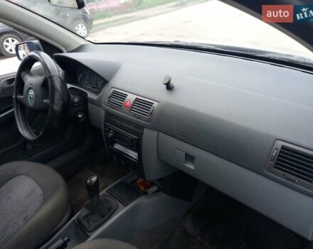Серый Шкода Фабия, объемом двигателя 1.2 л и пробегом 188 тыс. км за 4200 $, фото 6 на Automoto.ua
