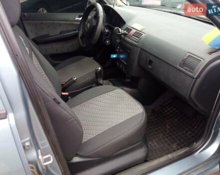 Серый Шкода Фабия, объемом двигателя 1.2 л и пробегом 244 тыс. км за 3700 $, фото 21 на Automoto.ua