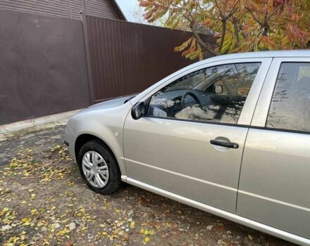 Серый Шкода Фабия, объемом двигателя 1.2 л и пробегом 245 тыс. км за 3500 $, фото 6 на Automoto.ua