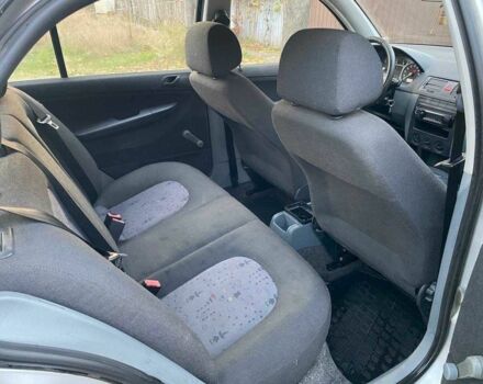 Серый Шкода Фабия, объемом двигателя 1.2 л и пробегом 245 тыс. км за 3500 $, фото 10 на Automoto.ua