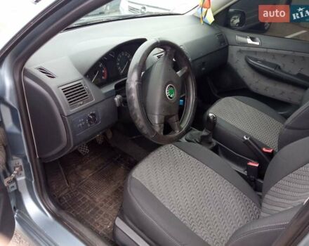 Серый Шкода Фабия, объемом двигателя 1.2 л и пробегом 244 тыс. км за 3700 $, фото 27 на Automoto.ua