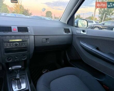 Серый Шкода Фабия, объемом двигателя 1.39 л и пробегом 178 тыс. км за 6000 $, фото 23 на Automoto.ua