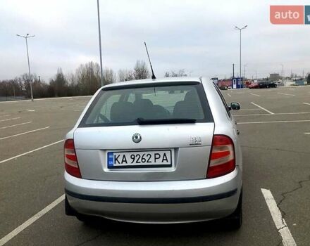 Серый Шкода Фабия, объемом двигателя 1.2 л и пробегом 260 тыс. км за 3200 $, фото 2 на Automoto.ua