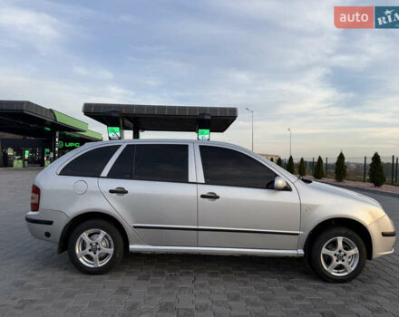 Сірий Шкода Фабія, об'ємом двигуна 1.39 л та пробігом 201 тис. км за 4200 $, фото 4 на Automoto.ua