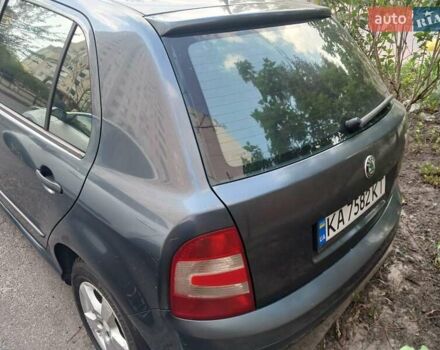 Сірий Шкода Фабія, об'ємом двигуна 1.4 л та пробігом 290 тис. км за 4500 $, фото 3 на Automoto.ua