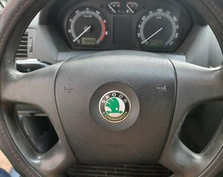 Серый Шкода Фабия, объемом двигателя 1.2 л и пробегом 437 тыс. км за 3500 $, фото 10 на Automoto.ua