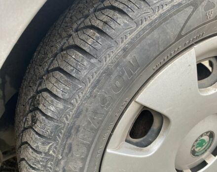 Серый Шкода Фабия, объемом двигателя 1.9 л и пробегом 380 тыс. км за 1450 $, фото 10 на Automoto.ua