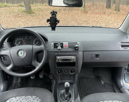 Серый Шкода Фабия, объемом двигателя 1.2 л и пробегом 91 тыс. км за 4300 $, фото 9 на Automoto.ua