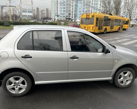 Сірий Шкода Фабія, об'ємом двигуна 1.2 л та пробігом 285 тис. км за 3900 $, фото 4 на Automoto.ua