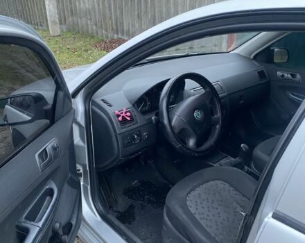 Сірий Шкода Фабія, об'ємом двигуна 1.2 л та пробігом 300 тис. км за 2500 $, фото 4 на Automoto.ua