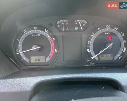 Сірий Шкода Фабія, об'ємом двигуна 1.2 л та пробігом 187 тис. км за 4300 $, фото 13 на Automoto.ua