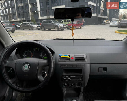 Серый Шкода Фабия, объемом двигателя 1.2 л и пробегом 160 тыс. км за 2650 $, фото 29 на Automoto.ua