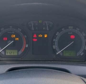 Шкода Фабия 2005 в Каменке-Бугской на Automoto.ua Серый Шкода Фабия, объемом двигателя 1.2 л и пробегом 306 тыс. км за 3500 $, фото 11 на Automoto.ua