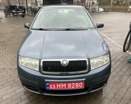 Серый Шкода Фабия, объемом двигателя 0 л и пробегом 244 тыс. км за 4300 $, фото 2 на Automoto.ua