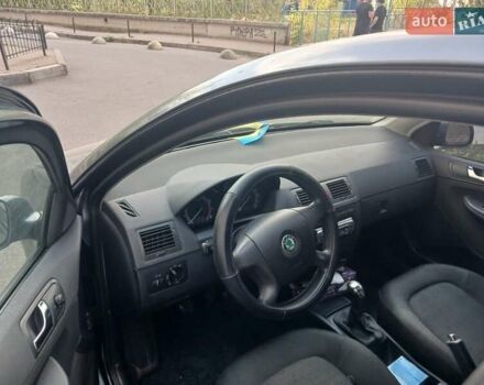 Сірий Шкода Фабія, об'ємом двигуна 1.4 л та пробігом 290 тис. км за 4500 $, фото 2 на Automoto.ua