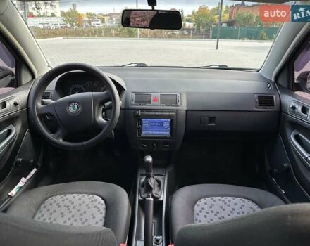Шкода Фабія 2005 у Кропивницькому (Кіровограді) на Automoto.ua Сірий Шкода Фабія, об'ємом двигуна 1.2 л та пробігом 187 тис. км за 4100 $, фото 15 на Automoto.ua