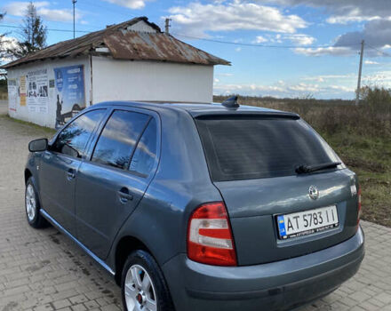 Серый Шкода Фабия, объемом двигателя 1.2 л и пробегом 207 тыс. км за 4000 $, фото 2 на Automoto.ua