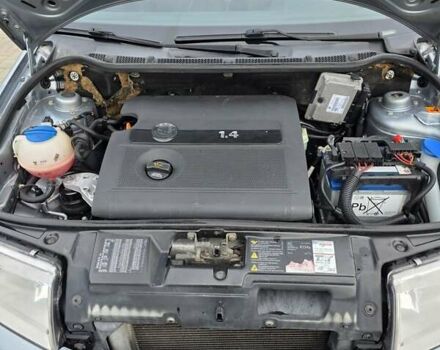 Серый Шкода Фабия, объемом двигателя 1.4 л и пробегом 232 тыс. км за 4500 $, фото 22 на Automoto.ua