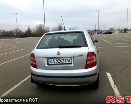 Серый Шкода Фабия, объемом двигателя 1.2 л и пробегом 260 тыс. км за 3200 $, фото 3 на Automoto.ua