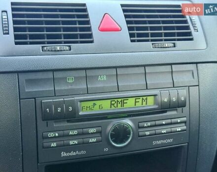 Серый Шкода Фабия, объемом двигателя 1.39 л и пробегом 178 тыс. км за 6000 $, фото 27 на Automoto.ua
