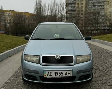 Серый Шкода Фабия, объемом двигателя 1.2 л и пробегом 437 тыс. км за 3500 $, фото 1 на Automoto.ua