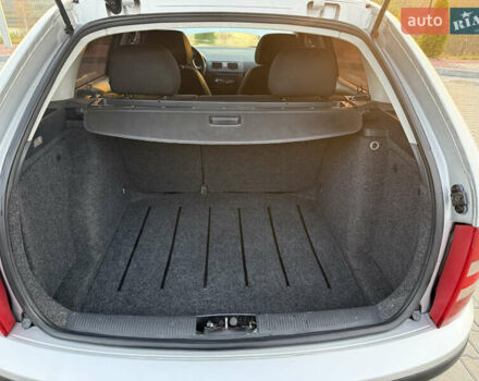 Сірий Шкода Фабія, об'ємом двигуна 1.39 л та пробігом 201 тис. км за 4200 $, фото 14 на Automoto.ua