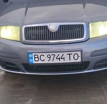 Шкода Фабия 2005 в Каменке-Бугской на Automoto.ua Серый Шкода Фабия, объемом двигателя 1.2 л и пробегом 306 тыс. км за 3500 $, фото 5 на Automoto.ua