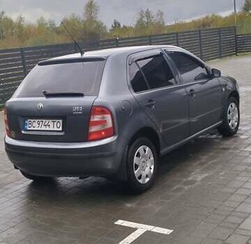 Шкода Фабия 2005 в Каменке-Бугской на Automoto.ua Серый Шкода Фабия, объемом двигателя 1.2 л и пробегом 306 тыс. км за 3500 $, фото 3 на Automoto.ua