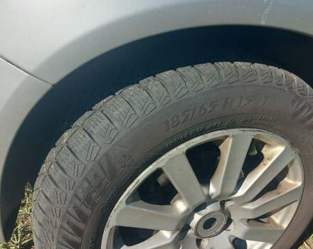 Серый Шкода Фабия, объемом двигателя 1.2 л и пробегом 280 тыс. км за 3600 $, фото 24 на Automoto.ua