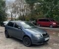 Серый Шкода Фабия, объемом двигателя 1.2 л и пробегом 400 тыс. км за 2500 $, фото 1 на Automoto.ua