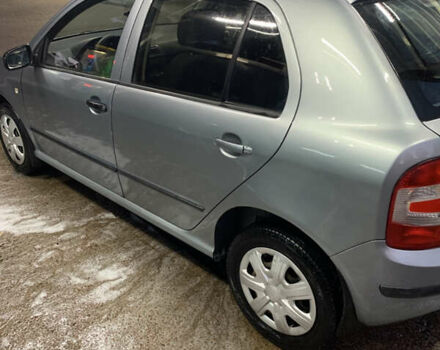 Сірий Шкода Фабія, об'ємом двигуна 1.2 л та пробігом 260 тис. км за 2700 $, фото 4 на Automoto.ua