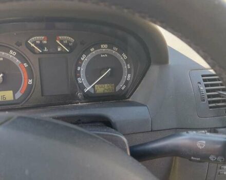 Серый Шкода Фабия, объемом двигателя 1.2 л и пробегом 280 тыс. км за 3600 $, фото 37 на Automoto.ua