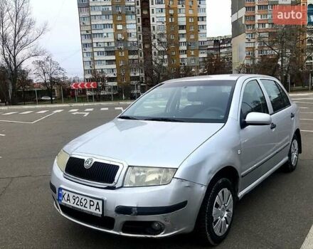 Серый Шкода Фабия, объемом двигателя 1.2 л и пробегом 260 тыс. км за 3200 $, фото 6 на Automoto.ua