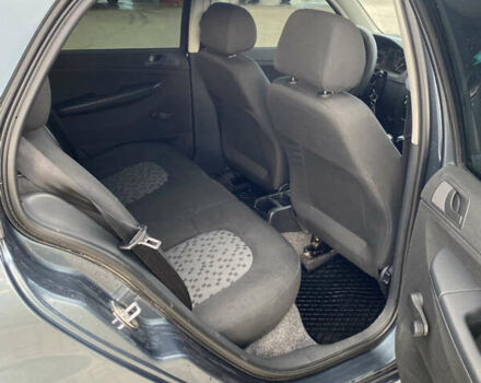 Серый Шкода Фабия, объемом двигателя 1.2 л и пробегом 207 тыс. км за 4000 $, фото 13 на Automoto.ua