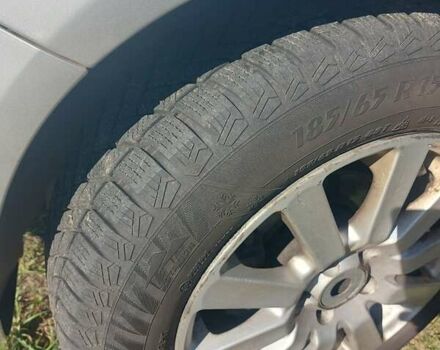 Серый Шкода Фабия, объемом двигателя 1.2 л и пробегом 280 тыс. км за 3600 $, фото 21 на Automoto.ua