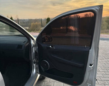 Сірий Шкода Фабія, об'ємом двигуна 1.39 л та пробігом 201 тис. км за 4200 $, фото 11 на Automoto.ua