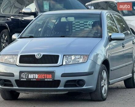 Серый Шкода Фабия, объемом двигателя 1.39 л и пробегом 178 тыс. км за 6000 $, фото 2 на Automoto.ua