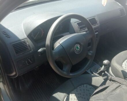 Сірий Шкода Фабія, об'ємом двигуна 1.2 л та пробігом 2 тис. км за 2800 $, фото 3 на Automoto.ua