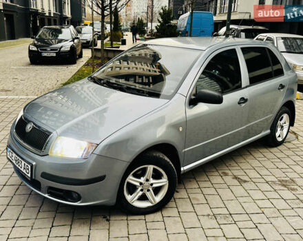 Серый Шкода Фабия, объемом двигателя 1.2 л и пробегом 160 тыс. км за 2650 $, фото 12 на Automoto.ua