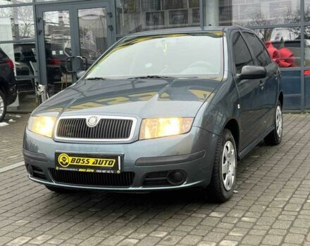 Серый Шкода Фабия, объемом двигателя 1.2 л и пробегом 208 тыс. км за 4000 $, фото 2 на Automoto.ua