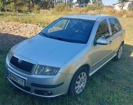 Серый Шкода Фабия, объемом двигателя 1.2 л и пробегом 280 тыс. км за 3600 $, фото 19 на Automoto.ua