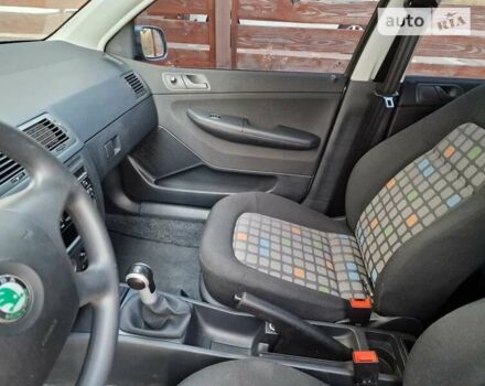 Сірий Шкода Фабія, об'ємом двигуна 1.39 л та пробігом 50 тис. км за 6700 $, фото 101 на Automoto.ua