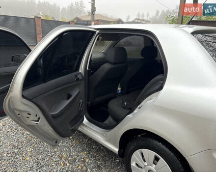 Серый Шкода Фабия, объемом двигателя 1.4 л и пробегом 147 тыс. км за 5600 $, фото 16 на Automoto.ua