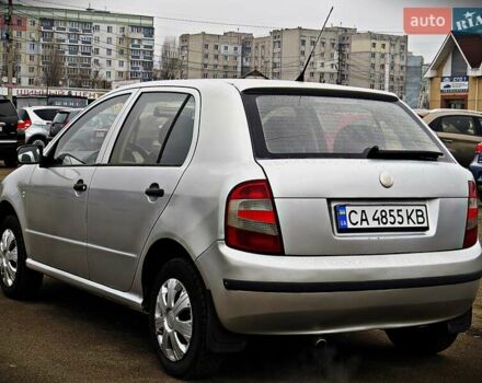 Серый Шкода Фабия, объемом двигателя 1.2 л и пробегом 222 тыс. км за 2950 $, фото 3 на Automoto.ua