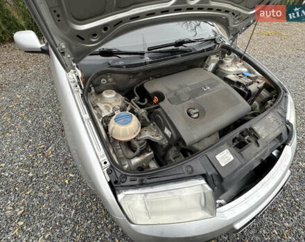 Серый Шкода Фабия, объемом двигателя 1.4 л и пробегом 147 тыс. км за 5600 $, фото 27 на Automoto.ua