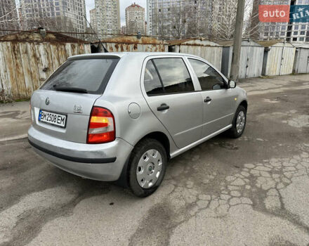 Серый Шкода Фабия, объемом двигателя 1.2 л и пробегом 230 тыс. км за 2900 $, фото 3 на Automoto.ua